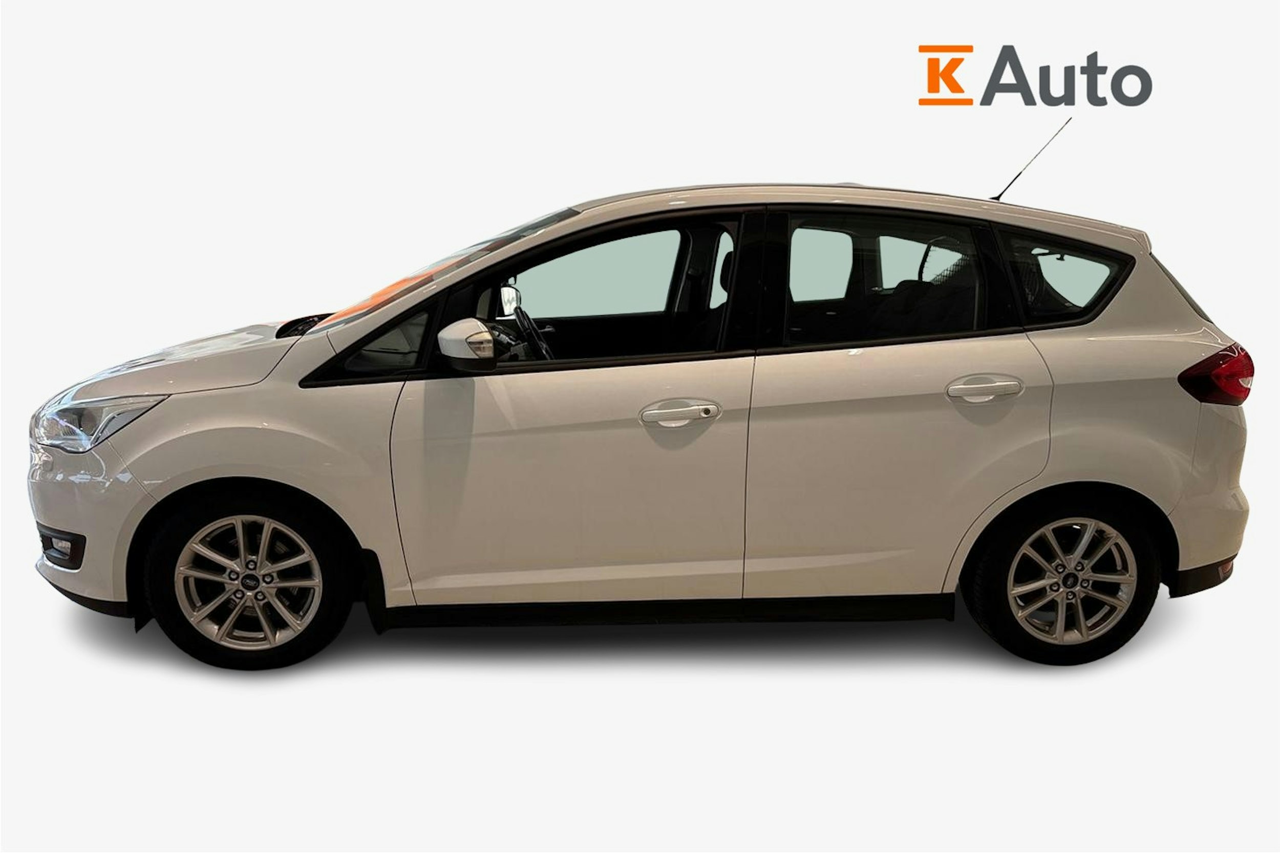 Valkoinen Ford C-Max 2017 kuva 6.