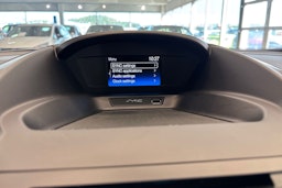 Valkoinen Ford C-Max 2017 kuva 18.