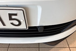 Valkoinen Ford C-Max 2017 kuva 21.