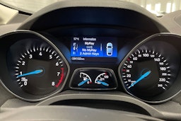 valkoinen Ford C-Max 2018 kuva 13.