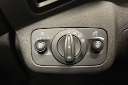 valkoinen Ford C-Max 2018 kuva 18.