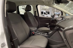 valkoinen Ford C-Max 2018 kuva 23.