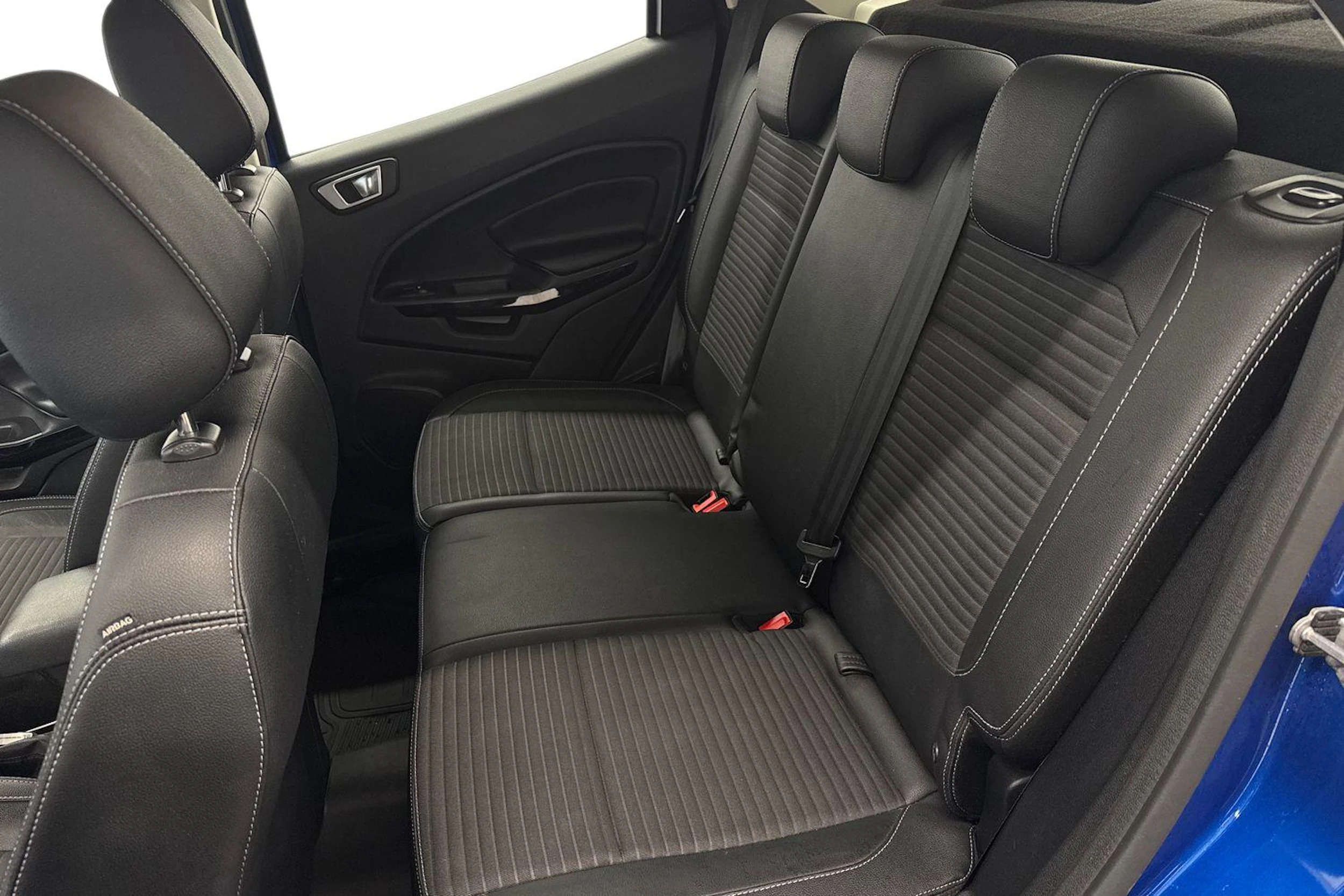 Sininen Ford Ecosport 2018 kuva 8.