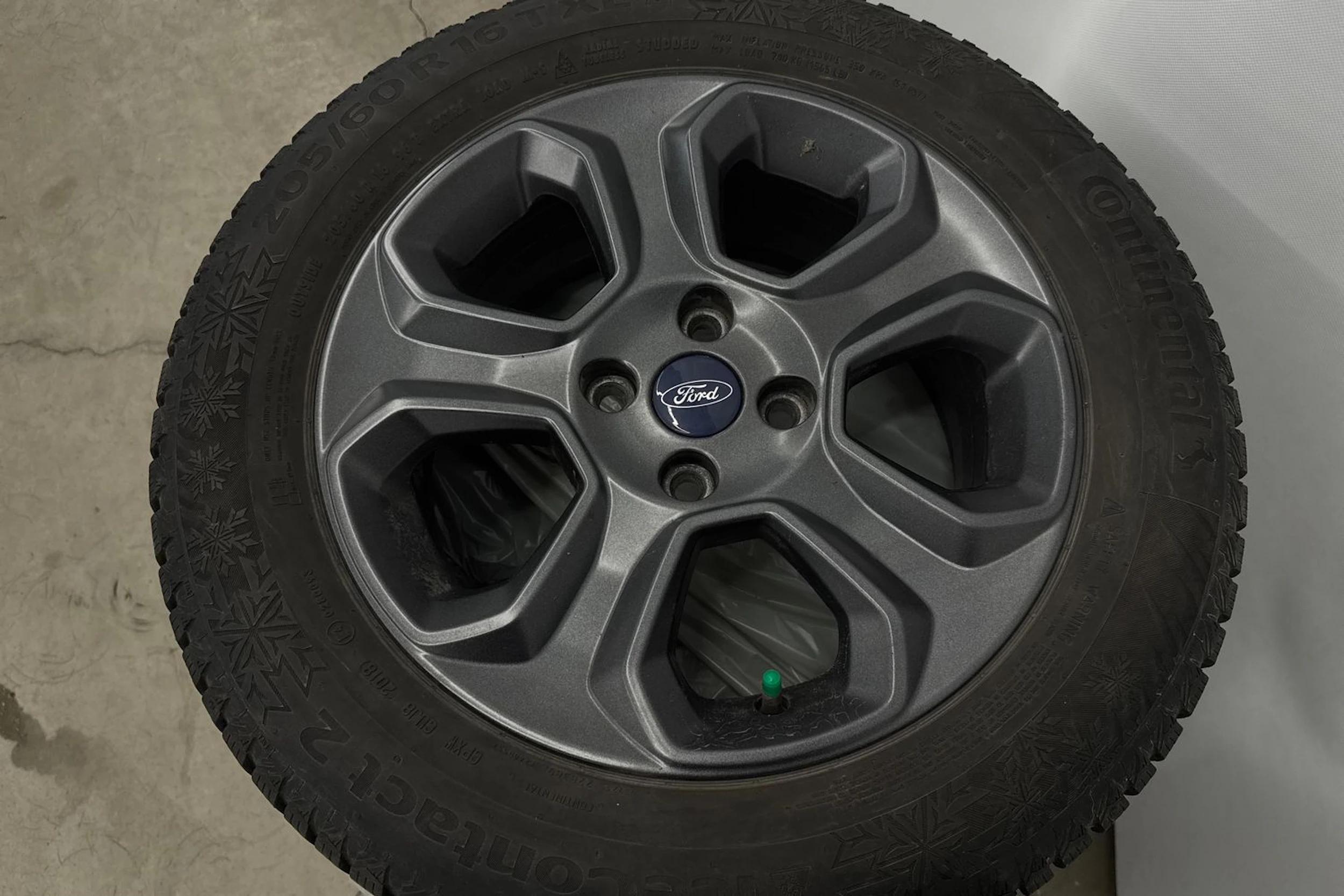 Sininen Ford Ecosport 2018 kuva 10.