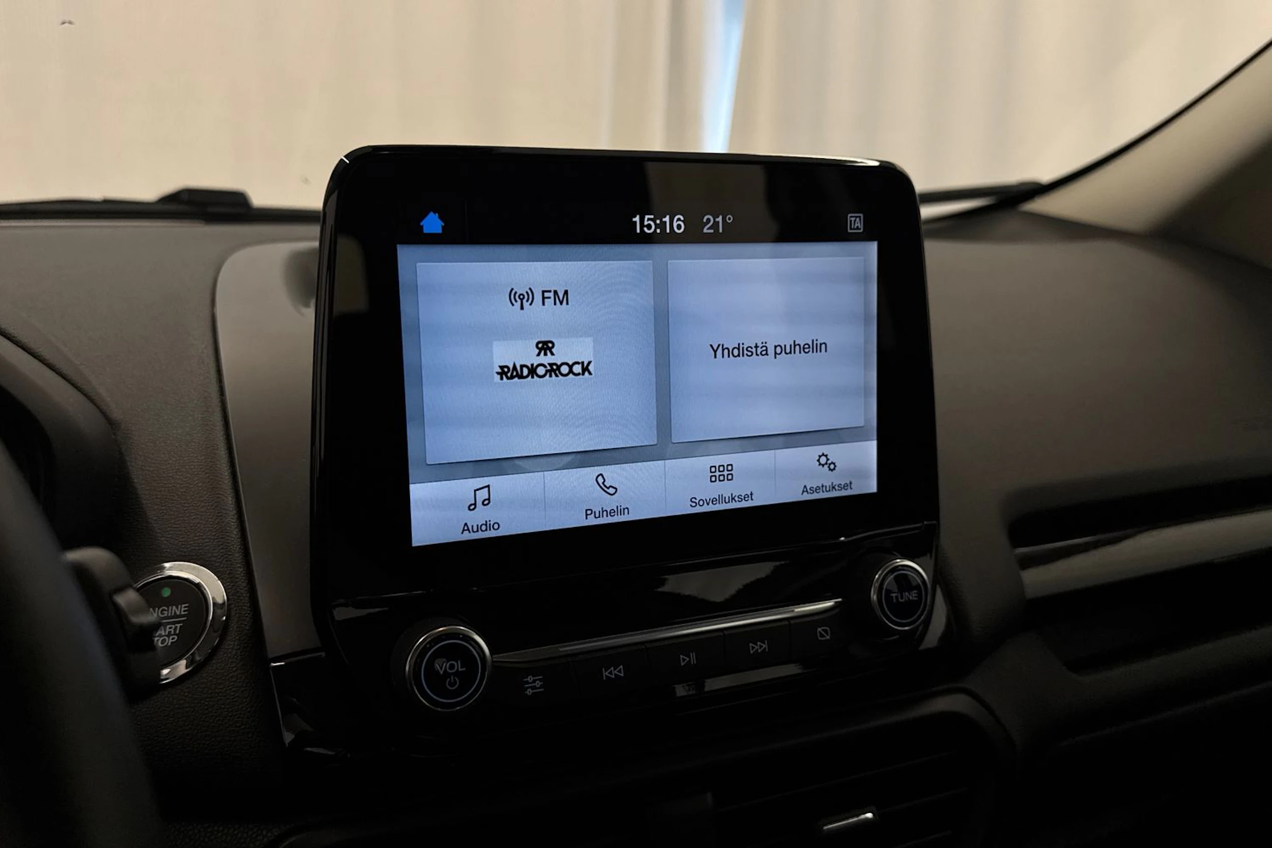 Sininen Ford Ecosport 2018 kuva 12.