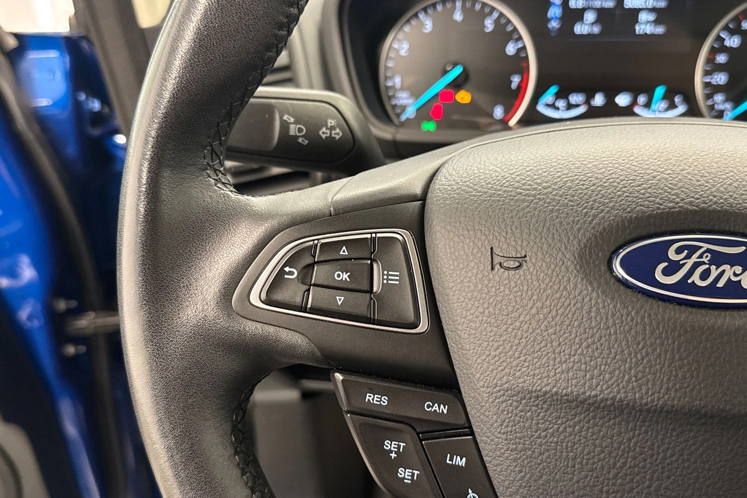 Sininen Ford Ecosport 2018 kuva 16.