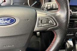 Punainen Ford Ecosport 2019 kuva 20.