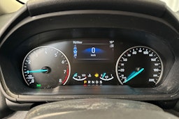 Punainen Ford Ecosport 2019 kuva 21.