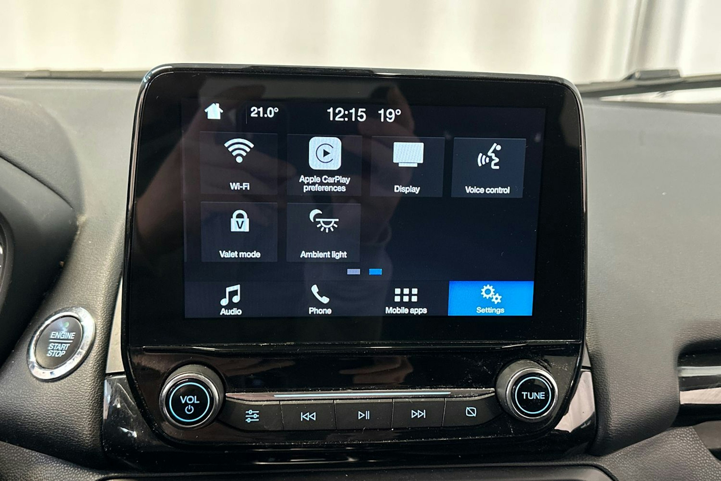 Punainen Ford Ecosport 2019 kuva 23.