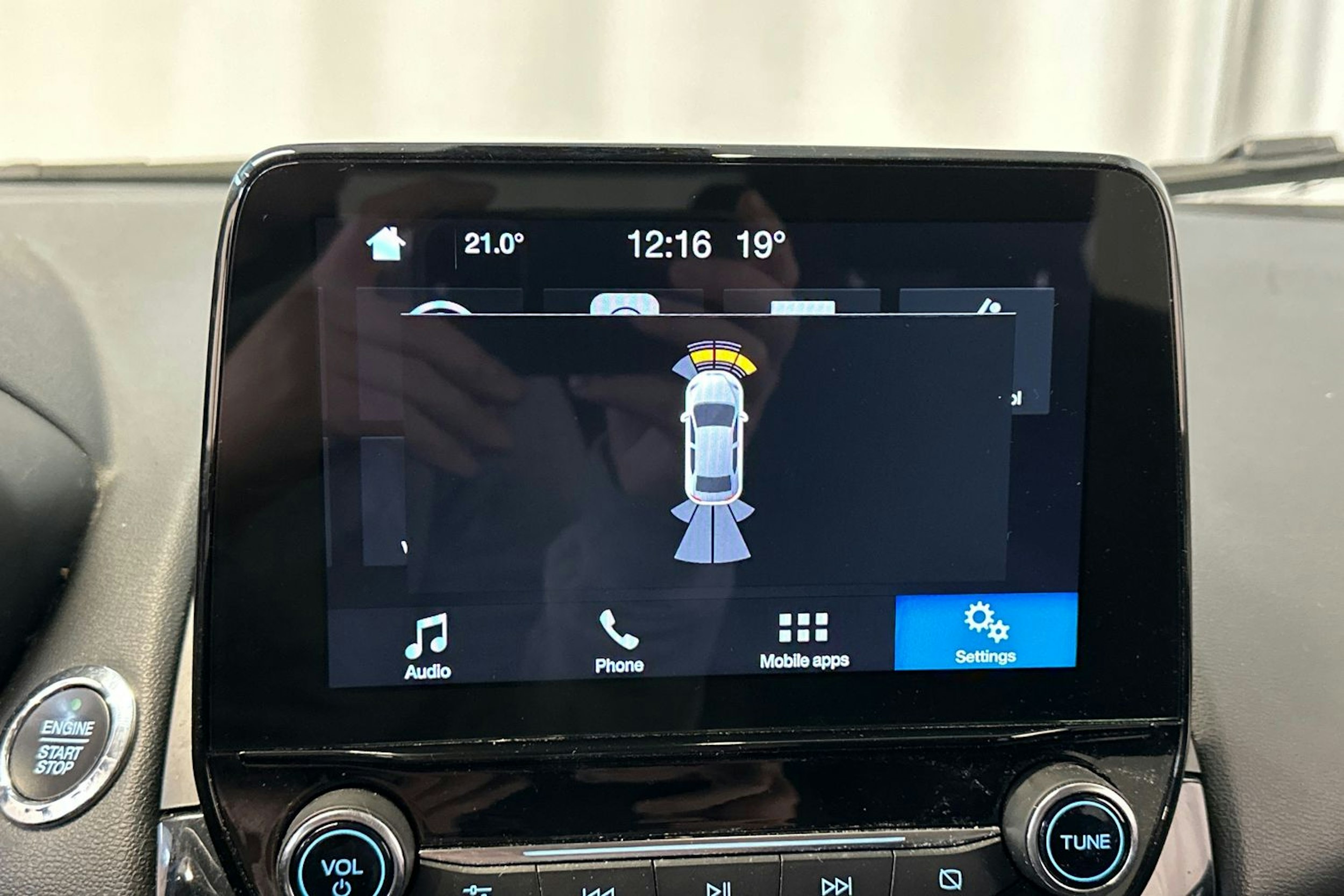 Punainen Ford Ecosport 2019 kuva 24.