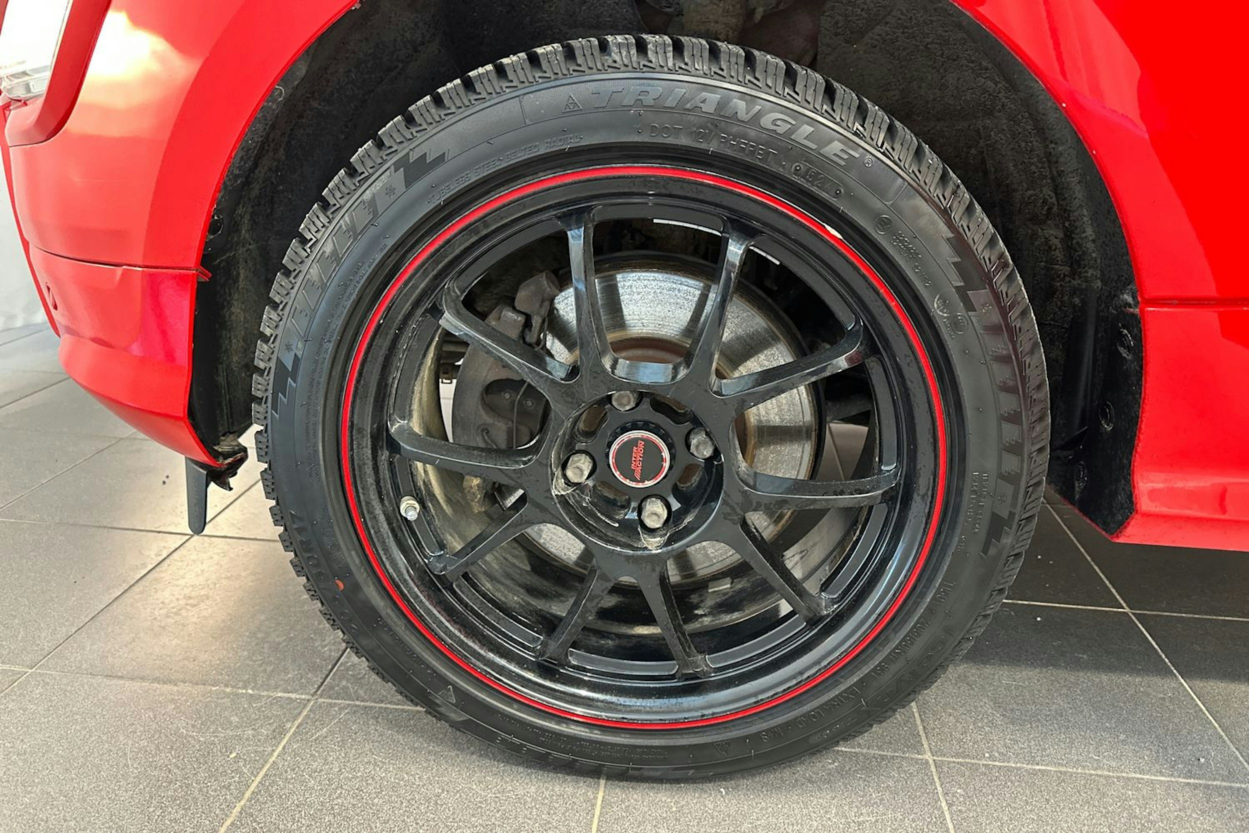 Punainen Ford Ecosport 2019 kuva 27.