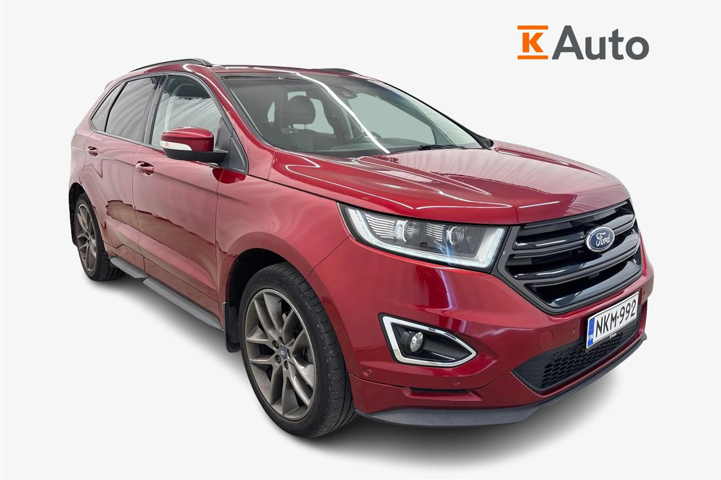 Punainen Ford Edge 2016 kuva 1.