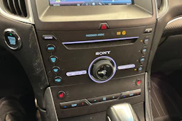 Punainen Ford Edge 2016 kuva 30.
