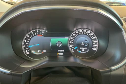 valkoinen Ford Edge 2016 kuva 11.
