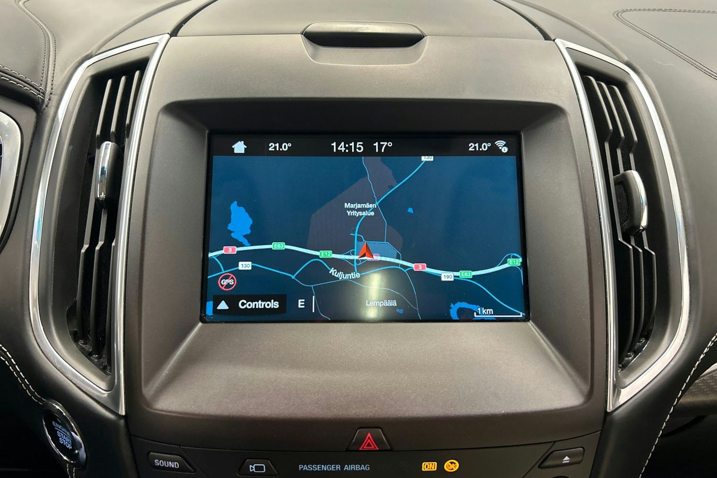 valkoinen Ford Edge 2017 kuva 23.