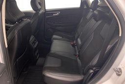 valkoinen Ford Edge 2017 kuva 10.