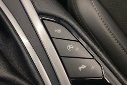 valkoinen Ford Edge 2017 kuva 27.