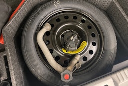 valkoinen Ford Edge 2017 kuva 33.