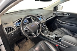 valkoinen Ford Edge 2017 kuva 3.