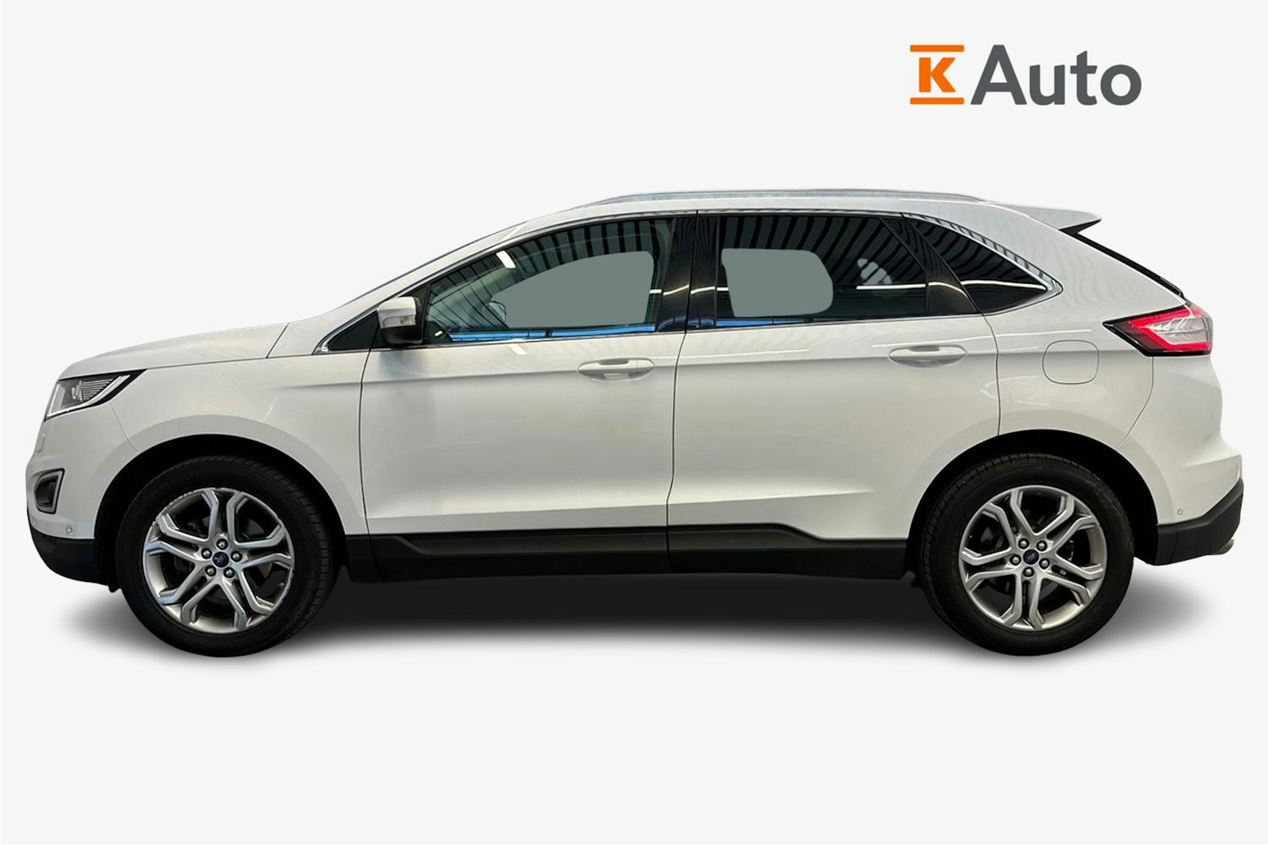 valkoinen Ford Edge 2017 kuva 6.