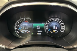 valkoinen Ford Edge 2017 kuva 23.
