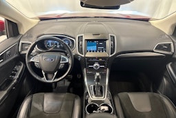 punainen Ford Edge 2018 kuva 14.
