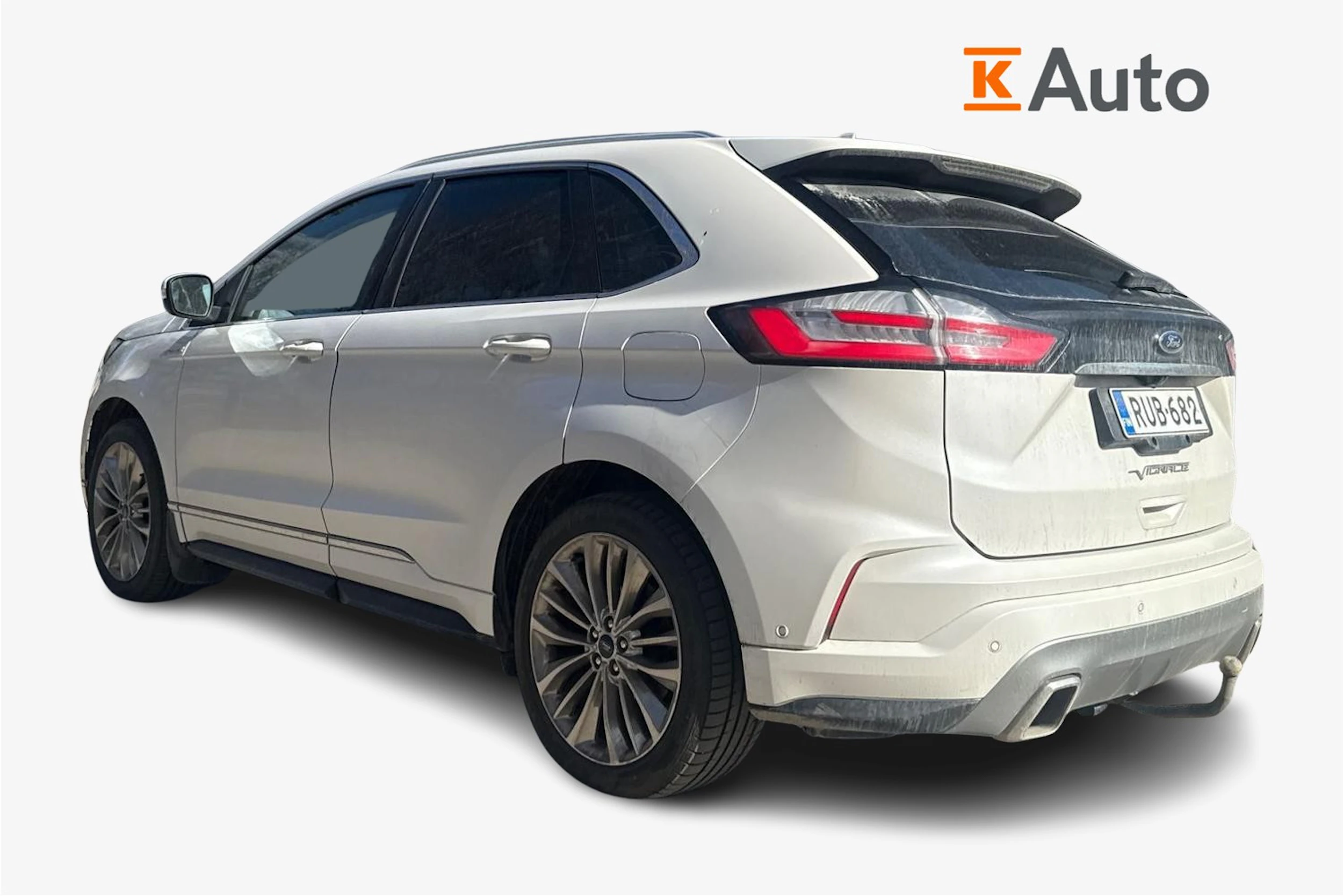 valkoinen Ford Edge 2019 kuva 2.