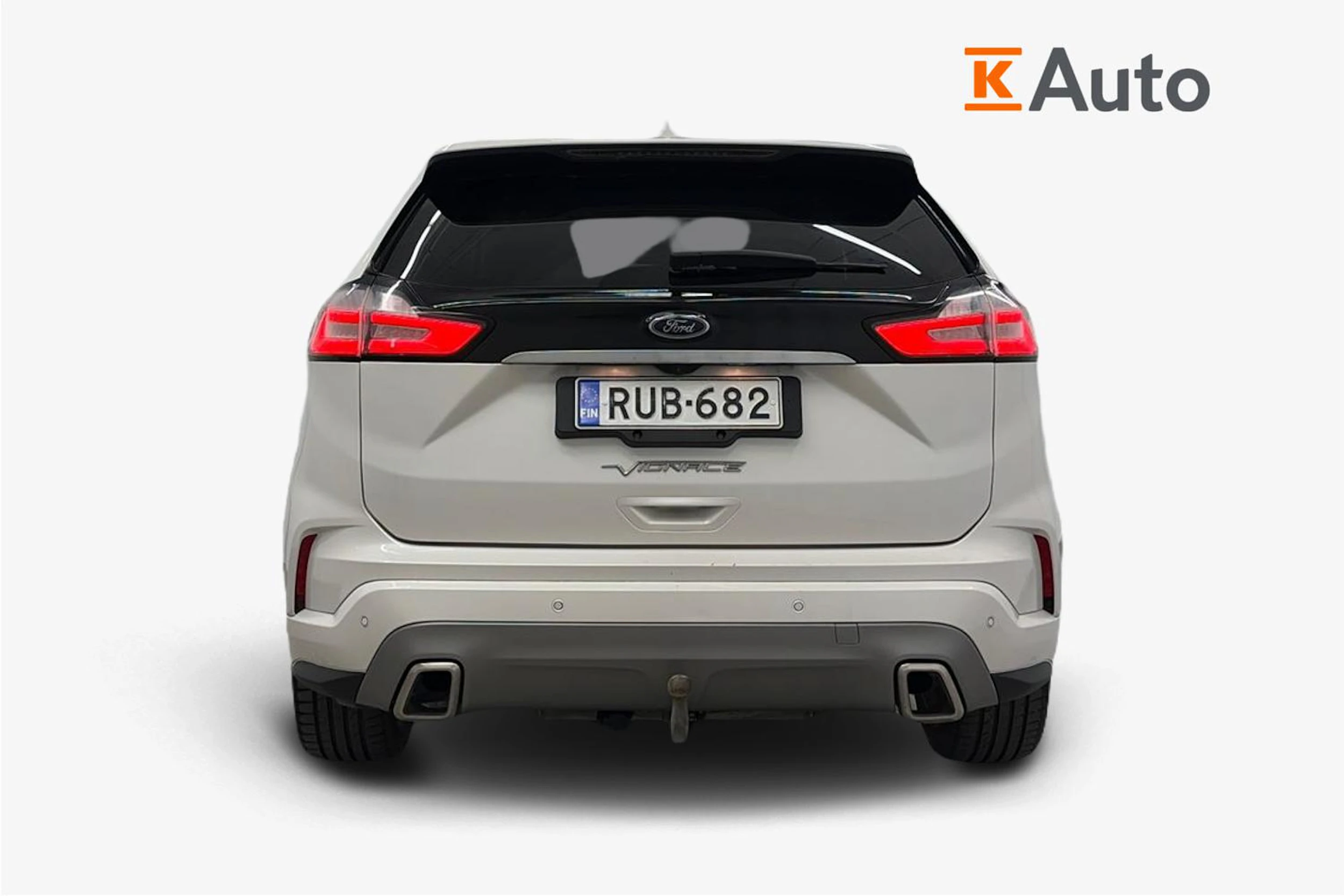 valkoinen Ford Edge 2019 kuva 4.