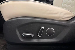 valkoinen Ford Edge 2019 kuva 19.