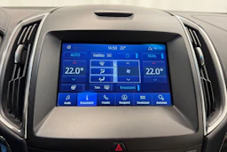 valkoinen Ford Edge 2019 kuva 28.