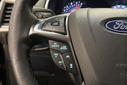 musta Ford Edge 2019 kuva 23.