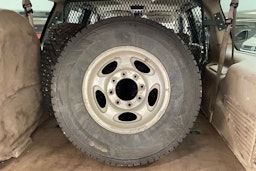musta Ford Excursion 2001 kuva 16.