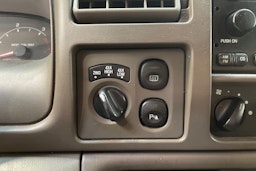 musta Ford Excursion 2001 kuva 19.