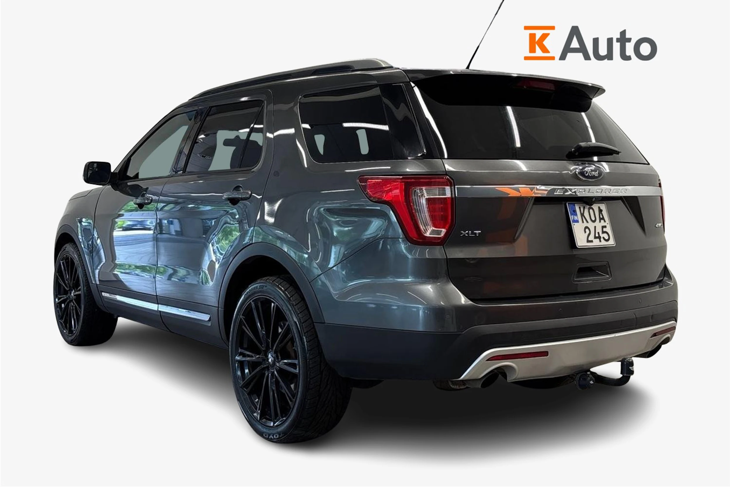 harmaa Ford Explorer 2016 kuva 2.