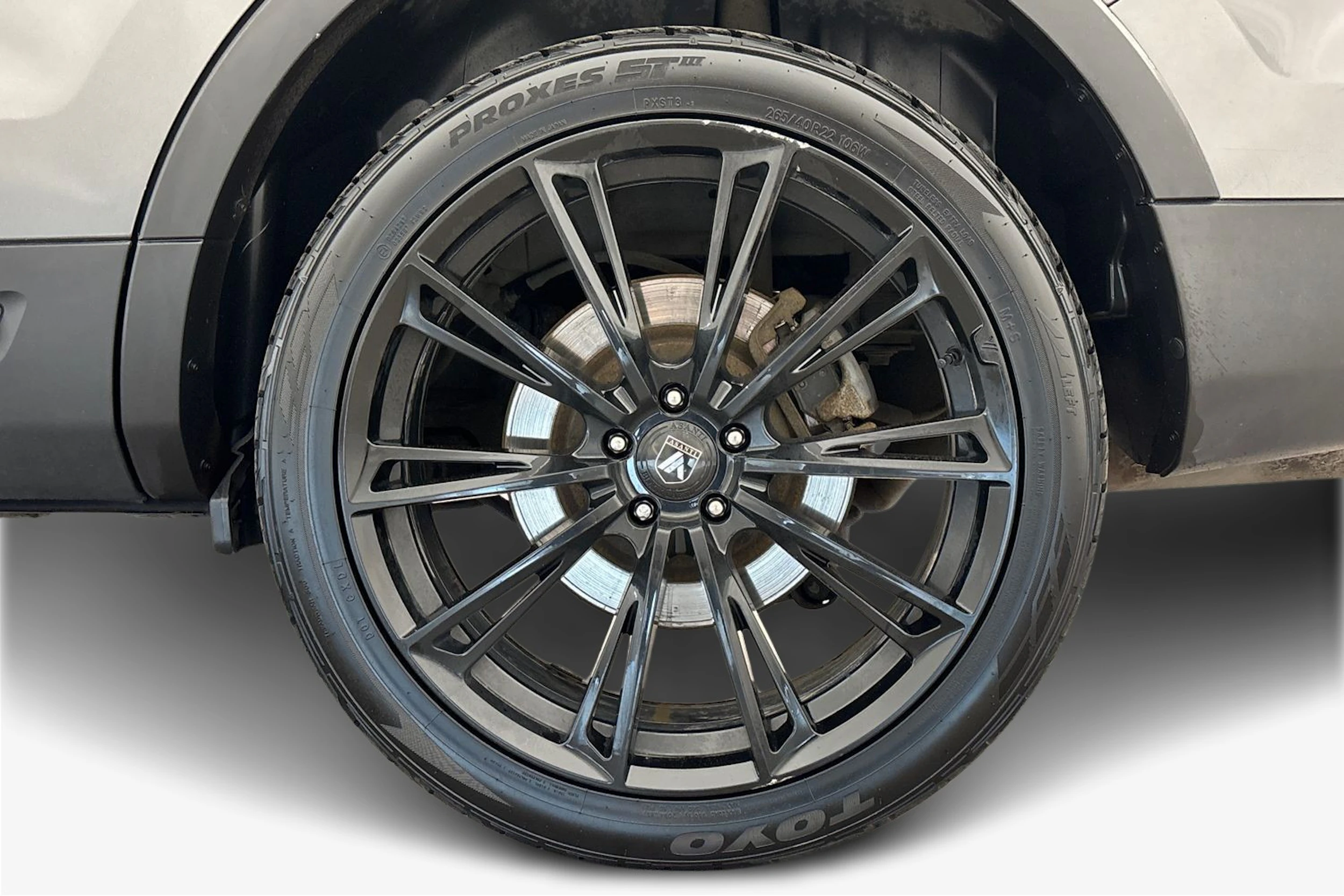 harmaa Ford Explorer 2016 kuva 9.