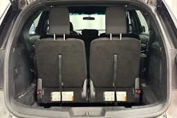 harmaa Ford Explorer 2016 kuva 22.