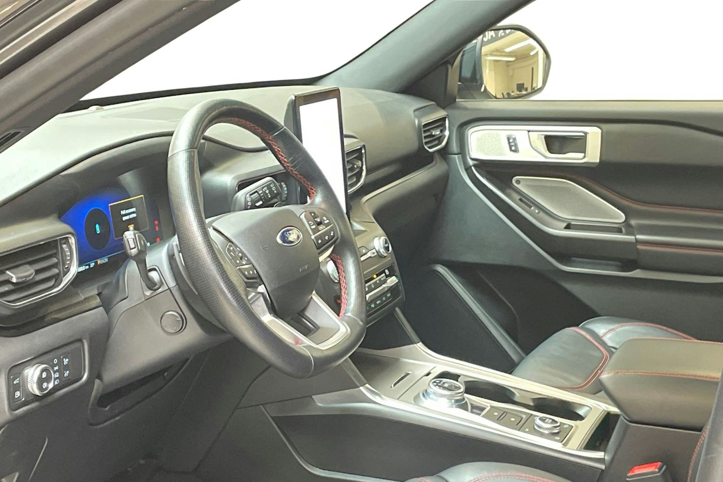 harmaa Ford Explorer 2020 kuva 7.