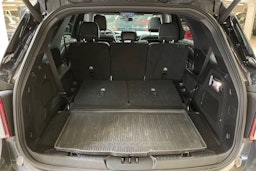 harmaa Ford Explorer 2020 kuva 16.