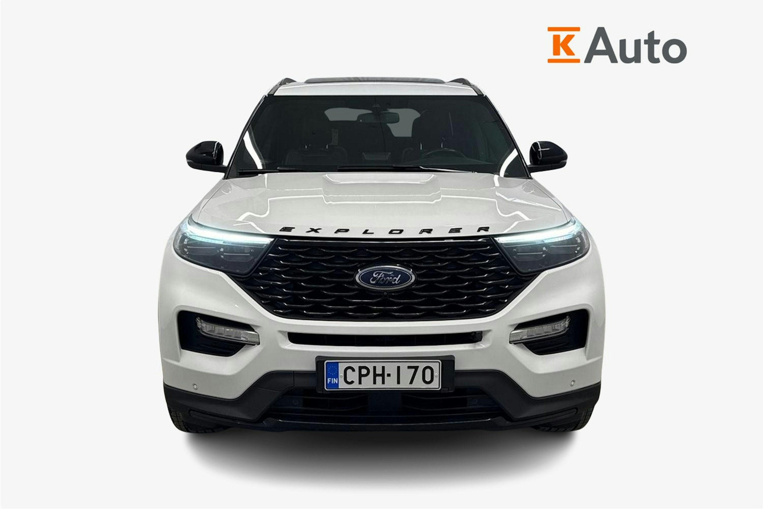 valkoinen Ford Explorer 2021 kuva 4.