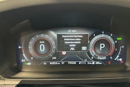 valkoinen Ford Explorer 2021 kuva 21.