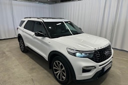 valkoinen Ford Explorer 2021 kuva 31.