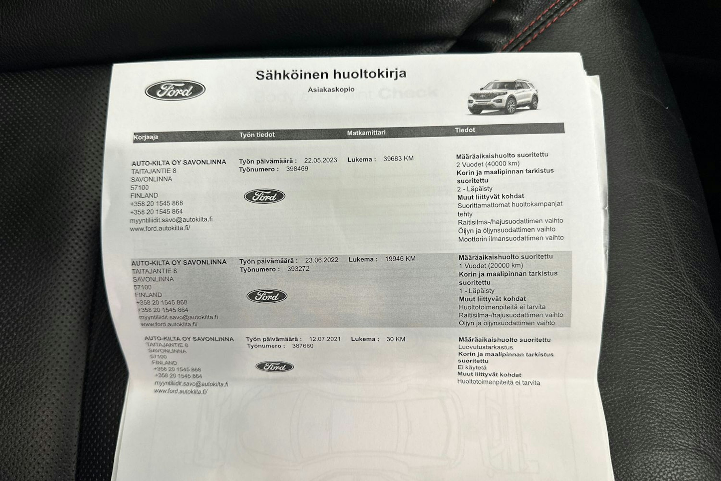valkoinen Ford Explorer 2021 kuva 34.
