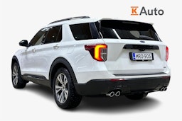 valkoinen Ford Explorer 2021 kuva 2.