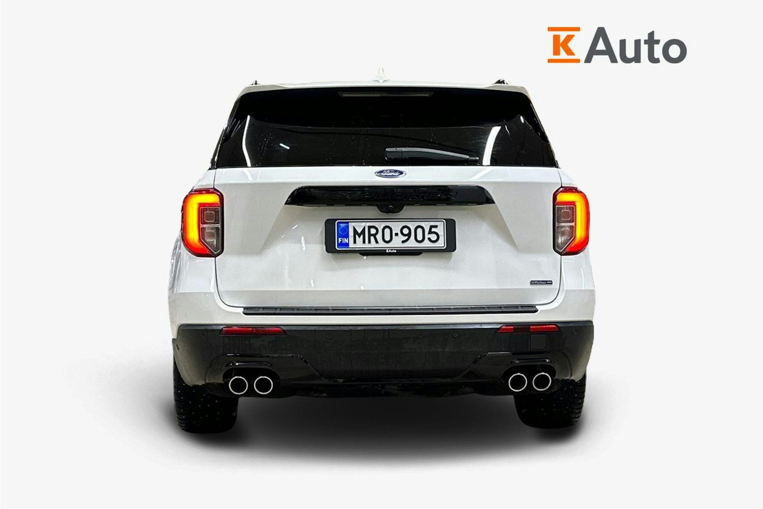 valkoinen Ford Explorer 2021 kuva 3.