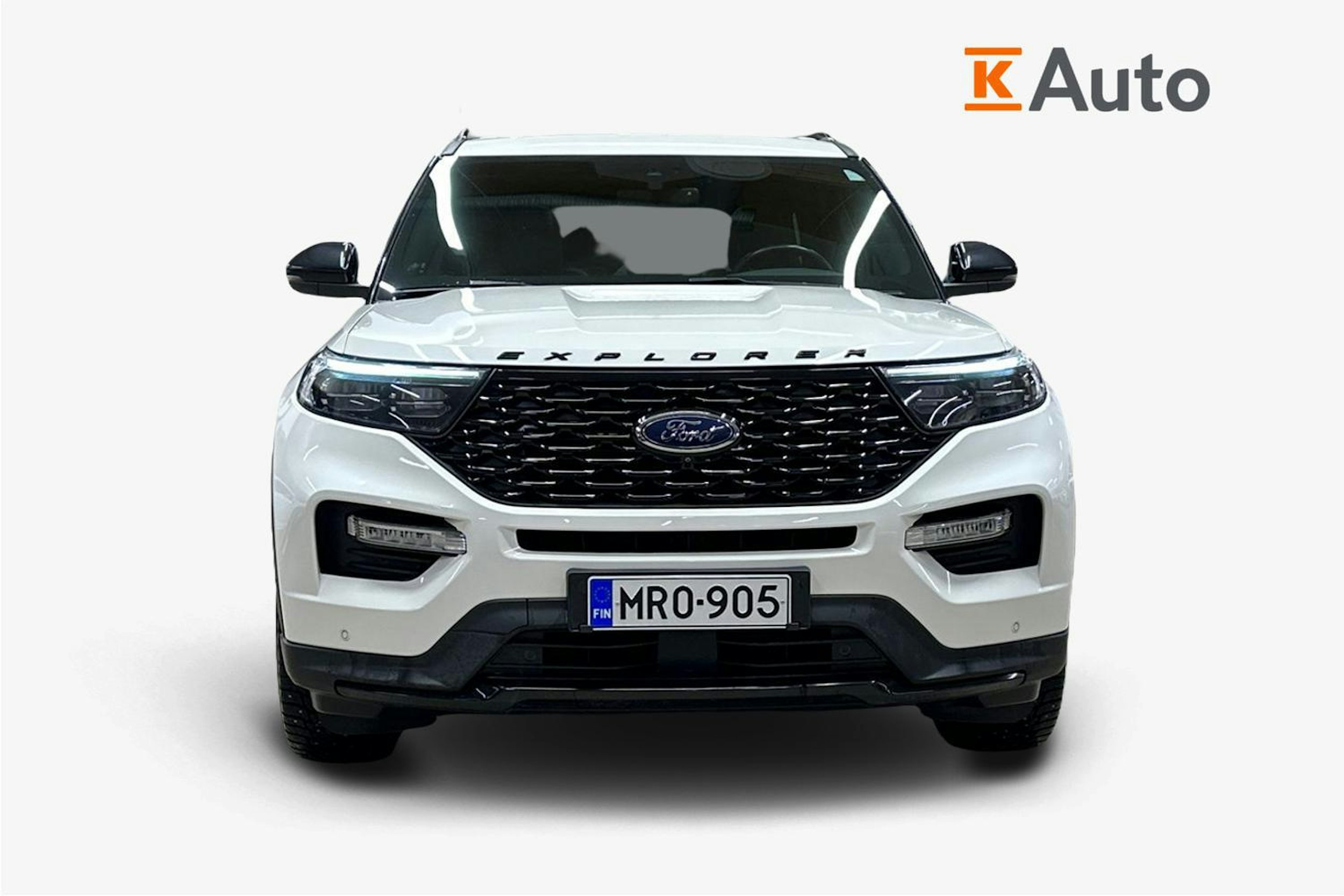 valkoinen Ford Explorer 2021 kuva 5.
