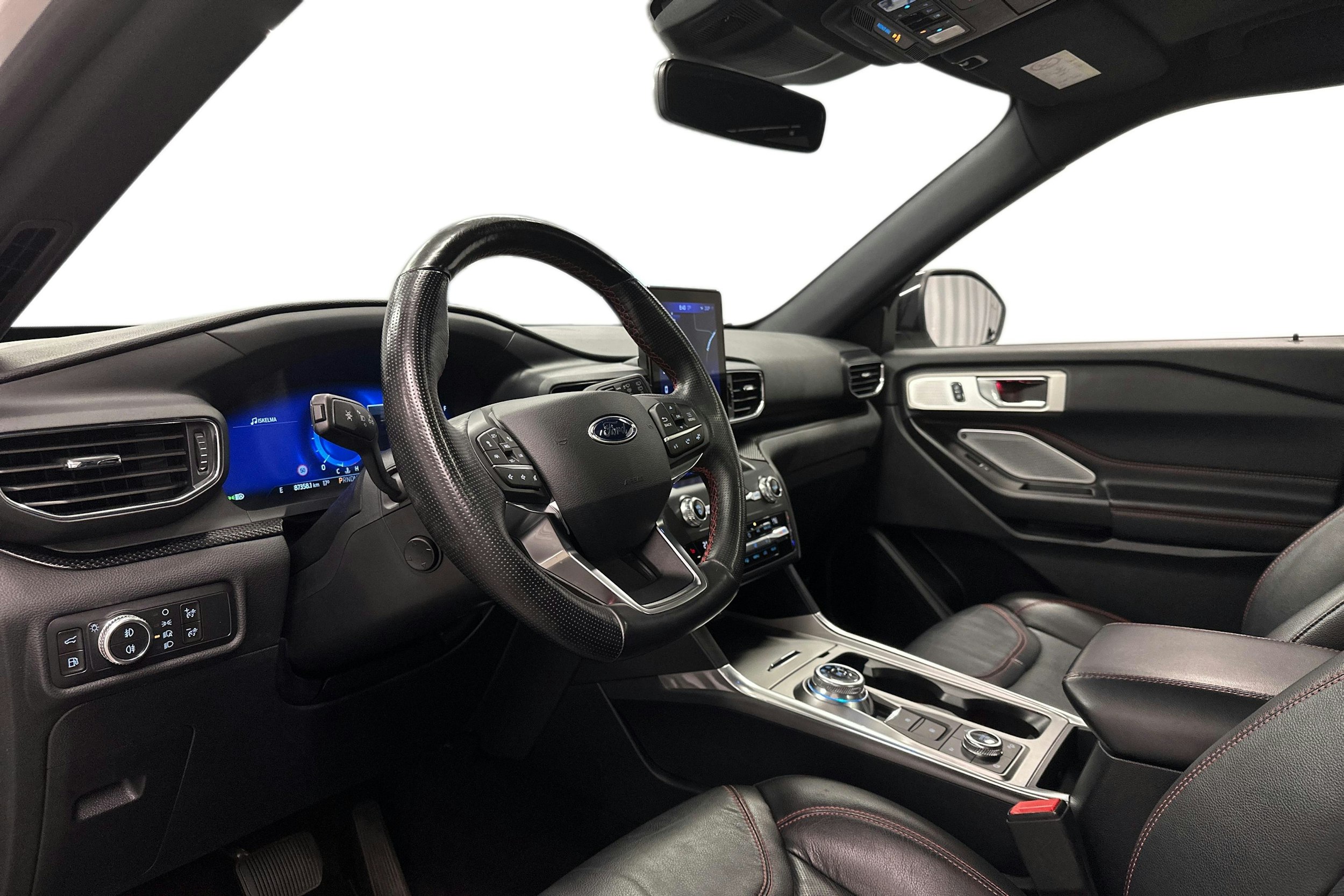 valkoinen Ford Explorer 2021 kuva 8.