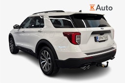 Valkoinen Ford Explorer 2021 kuva 2.