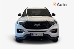 Valkoinen Ford Explorer 2021 kuva 5.