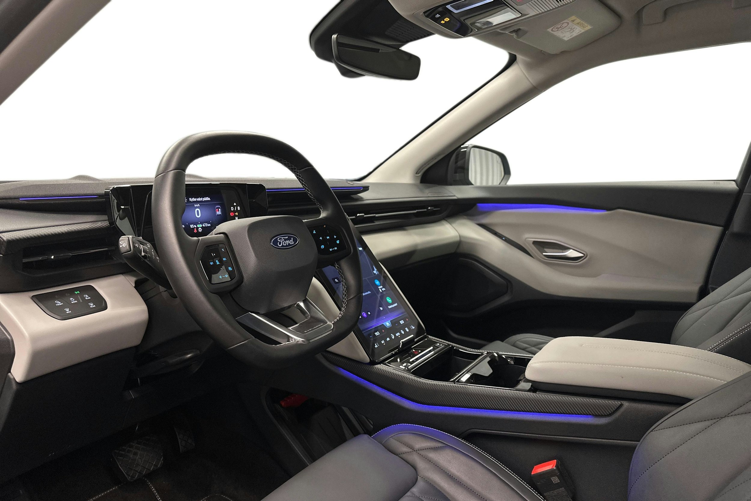 sininen Ford Explorer 2024 kuva 7.