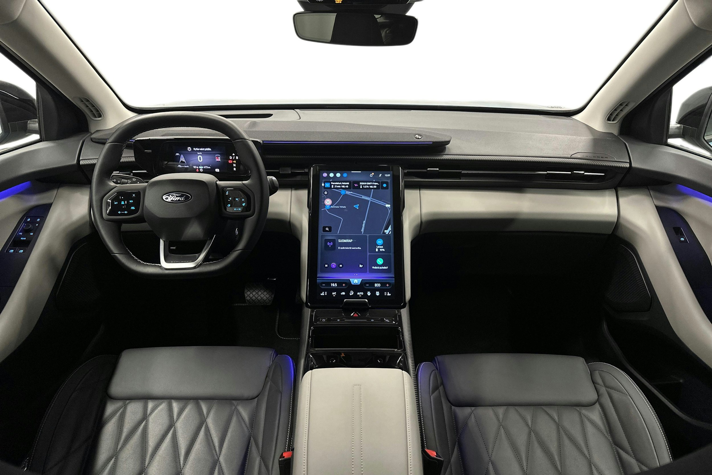 sininen Ford Explorer 2024 kuva 9.